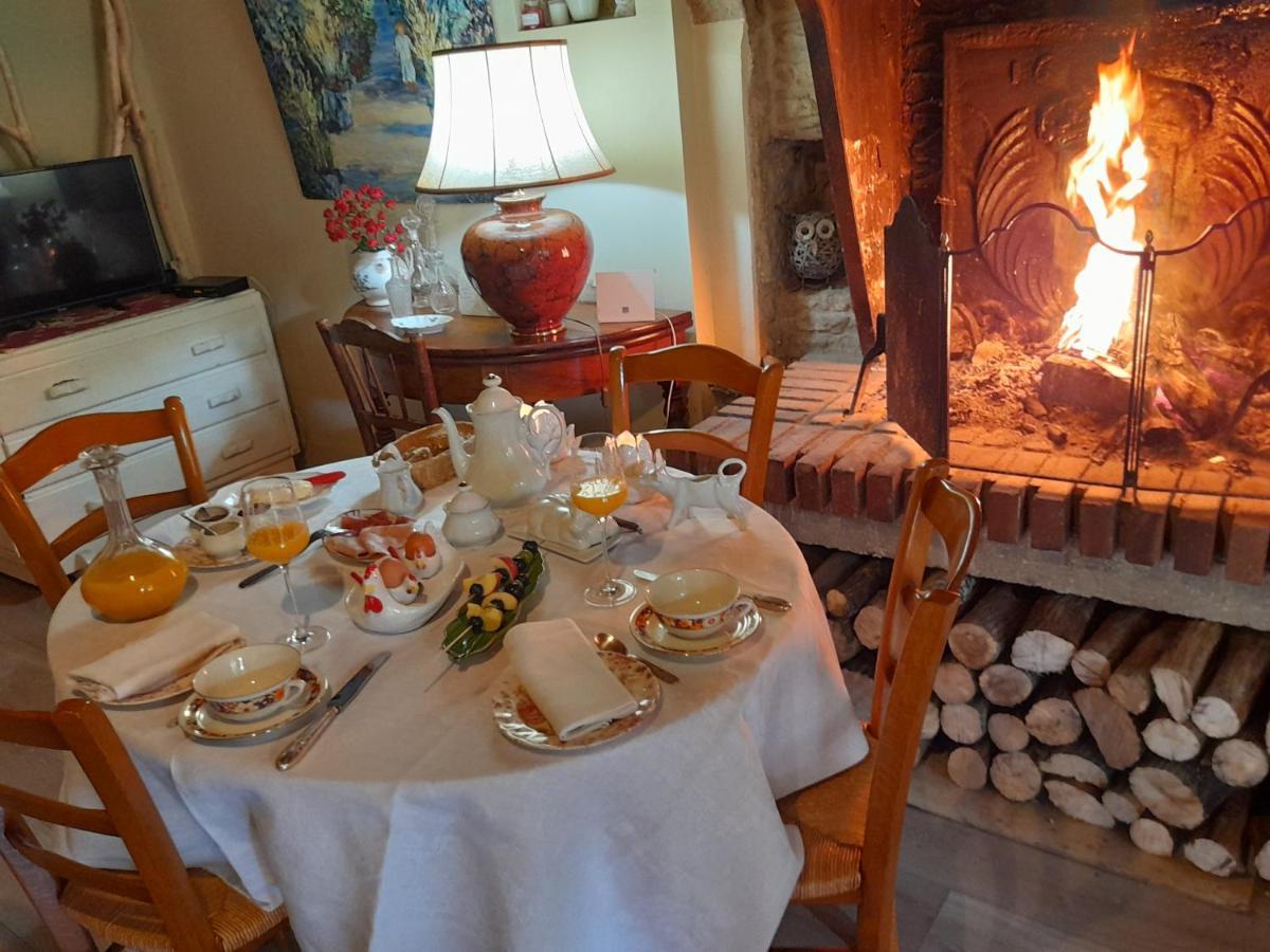 Aux Glycines Bed & Breakfast Marcilly-Ogny Exterior foto